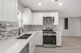 11330 Murr Way, Houston, TX 77048 - Photo 4