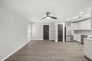 11330 Murr Way, Houston, TX 77048 - Photo 6