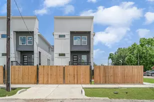 2108 Bringhurst St, Houston, TX 77026 - Photo 2