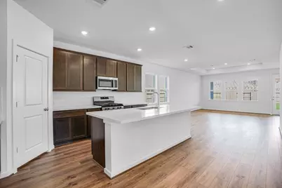 9614 Westminster Manor Drive, Cypress, TX 77433 - Photo 4