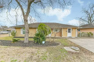 802 Ave F, South Houston, TX 77587 - Photo 1