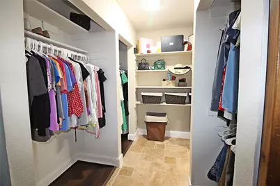 10386 Hammerly Boulevard #32, Houston, TX 77043 - Photo 16