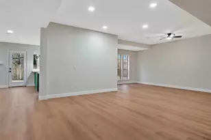 3 Still Corner Pl, The Woodlands, TX 77381 - Photo 14