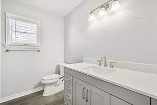 1310 Rosenberg St, Galveston, TX 77550 - Photo 38