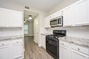 3030 Great Lakes Ave, Sugar Land, TX 77479 - Photo 6