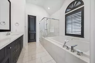 2314 Hutchins St, Houston, TX 77004 - Photo 12