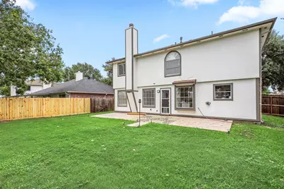 602 Oak Briar Drive, Kemah, TX 77565 - Photo 6