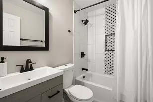 602 Oak Briar Dr, Kemah, TX 77565 - Photo 18