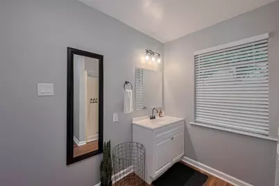 2218 Silverbonnet Street, Houston, TX 77055 - Photo 30