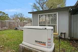 9911 Ironwood Ln, Fairchilds, TX 77469 - Photo 32