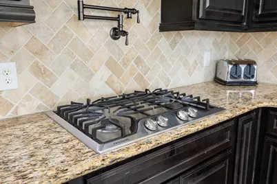 9338 Taylor Cliff Lane, Cypress, TX 77433 - Photo 16