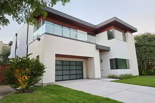 5458 Lampasas St, Houston, TX 77056 - Photo 2