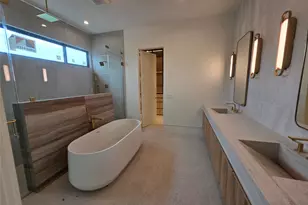 5458 Lampasas St, Houston, TX 77056 - Photo 22