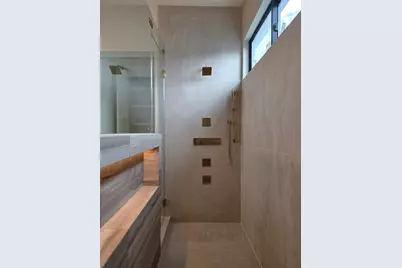 5458 Lampasas Street, Houston, TX 77056 - Photo 18