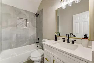 1901 Canyon Creek Ct, Pearland, TX 77581 - Photo 28