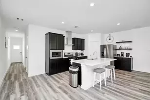 12320 Churchill Down Dr, Houston, TX 77047 - Photo 4