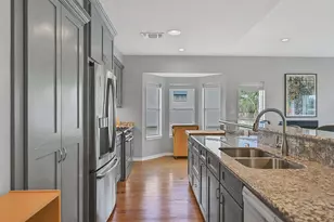 14459 Spyglass Cir, Galveston, TX 77554 - Photo 12