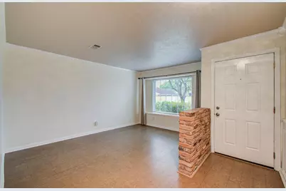 6030 Willowbend Boulevard, Houston, TX 77096 - Photo 8