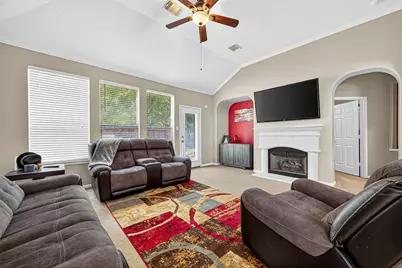 3203 Ruffin Green Court, Fresno, TX 77545 - Photo 16