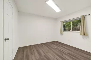 10802 Forest Leaf Dr, Sugar Land, TX 77498 - Photo 16