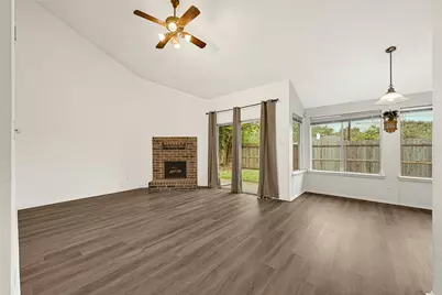 10802 Forest Leaf Drive, Sugar Land, TX 77498 - Photo 8