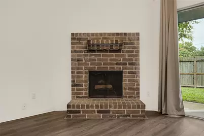 10802 Forest Leaf Drive, Sugar Land, TX 77498 - Photo 10