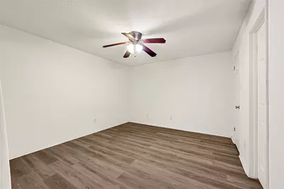 10802 Forest Leaf Drive, Sugar Land, TX 77498 - Photo 18