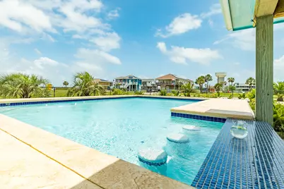 16515 Jolly Roger Road, Jamaica Beach, TX 77554 - Photo 6