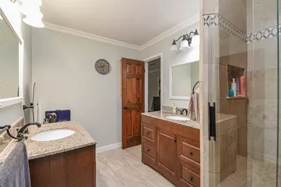 310 Prince Of Wales Street, Conroe, TX 77304 - Photo 10