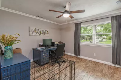 310 Prince Of Wales Street, Conroe, TX 77304 - Photo 8