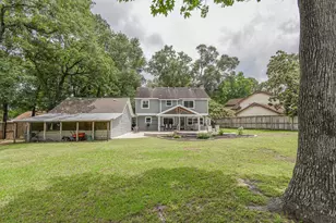 310 Prince of Wales St, Conroe, TX 77304 - Photo 24
