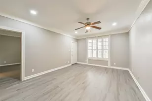2700 Revere St, Houston, TX 77098 - Photo 8