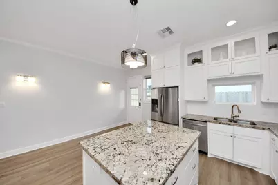 1320 Dorothy Street, Houston, TX 77008 - Photo 14