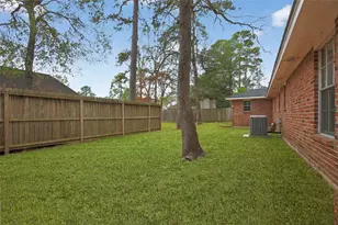 601 Chateau Woods Pkwy Dr, Conroe, TX 77385 - Photo 46