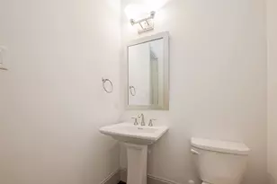 6703 Saxton Manor St, Houston, TX 77055 - Photo 14