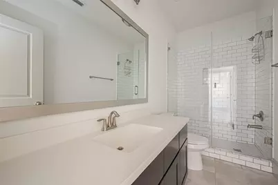 6703 Saxton Manor Street, Houston, TX 77055 - Photo 32