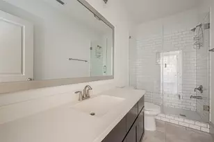 6703 Saxton Manor St, Houston, TX 77055 - Photo 32