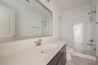 6703 Saxton Manor Street, Houston, TX 77055 - Photo 32