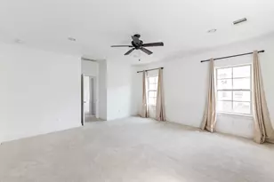 18 Hermann Park Ct, Houston, TX 77021 - Photo 16