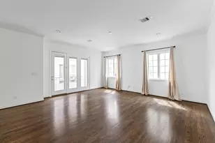 18 Hermann Park Ct, Houston, TX 77021 - Photo 6