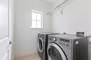 18 Hermann Park Ct, Houston, TX 77021 - Photo 22