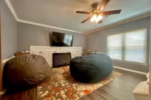 2030 Town Hill Dr, Houston, TX 77062 - Photo 32
