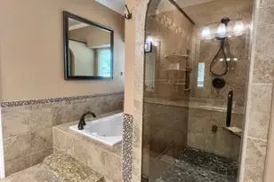 2030 Town Hill Dr, Houston, TX 77062 - Photo 24