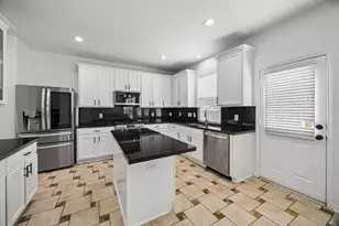 19202 Dickson Park Dr, Spring, TX 77373 - Photo 4