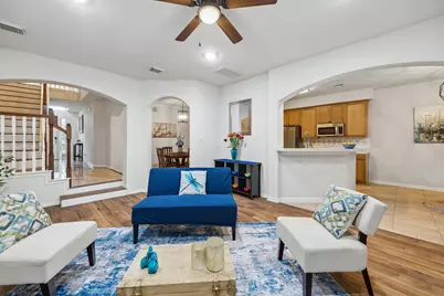 7618 N Linpar Court N, Houston, TX 77040 - Photo 4