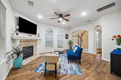 7618 N Linpar Court N, Houston, TX 77040 - Photo 2