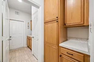 7618 N Linpar Ct N, Houston, TX 77040 - Photo 10