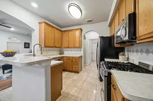 7618 N Linpar Ct N, Houston, TX 77040 - Photo 6