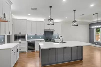 1859 Lynnview Drive, Houston, TX 77055 - Photo 10