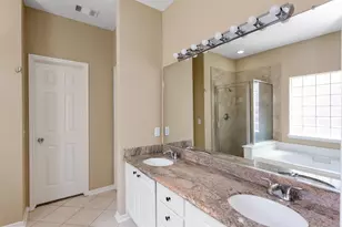 9818 Mossy Tree Ln, Houston, TX 77064 - Photo 16